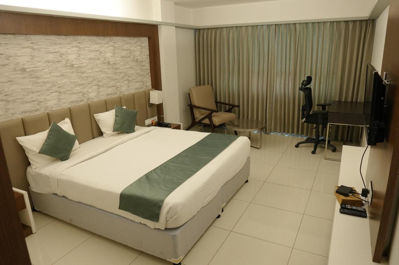 Hotel Konark Khammam Εξωτερικό φωτογραφία