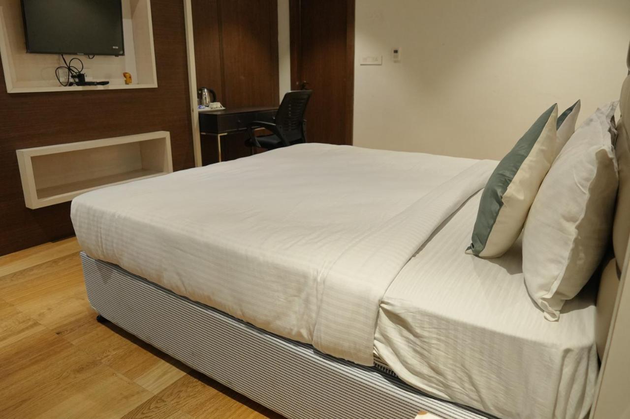 Hotel Konark Khammam Εξωτερικό φωτογραφία